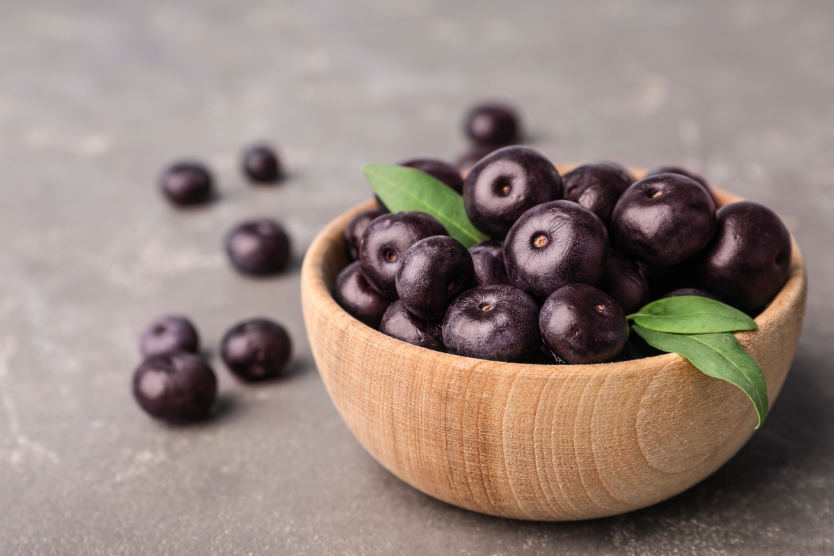 Acai Berries fruits that start with a