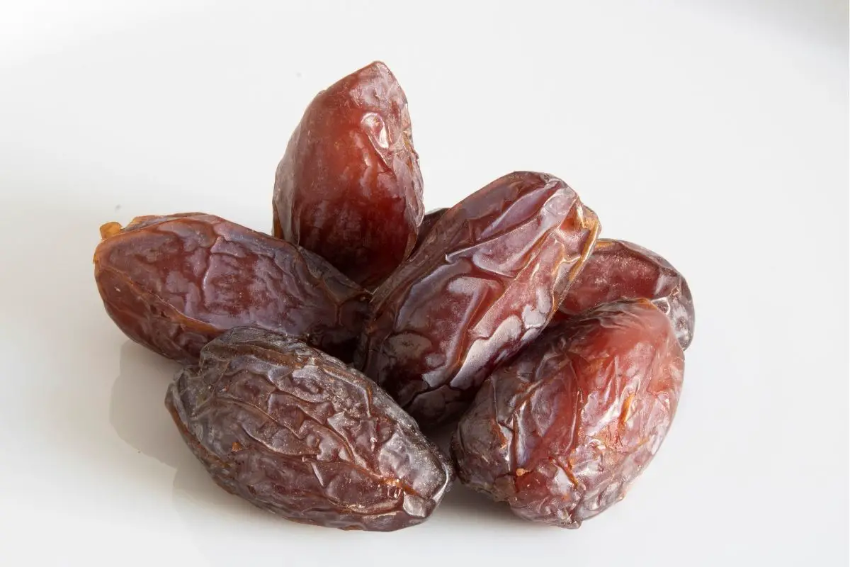 Dates Fruits That Start With D