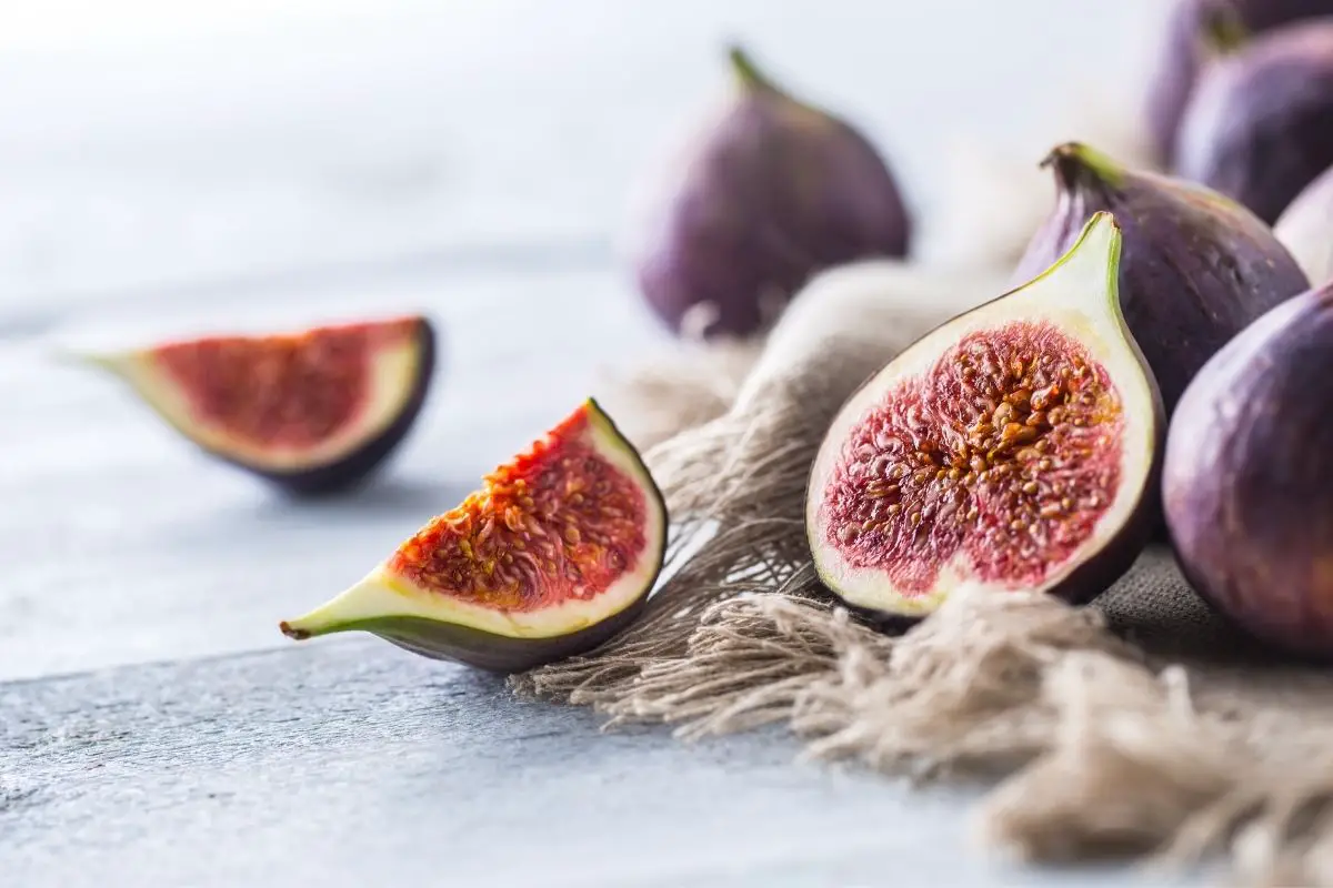 Figs Fruits with Seeds