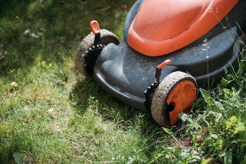 Power & Performance - lawn mower brands to avoid