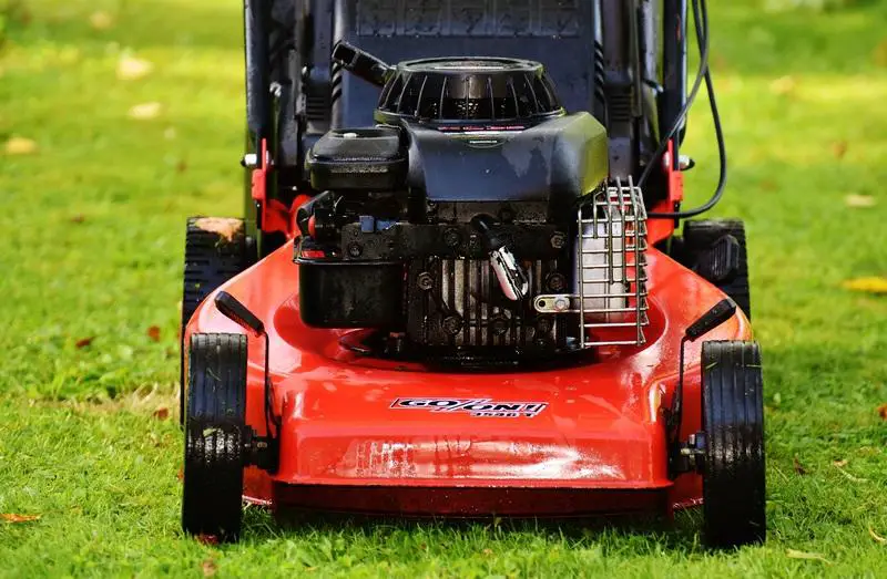 Red Flags To Look For When Buying A Mower