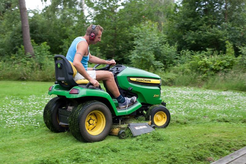 Power Sources - lawn mower brands to avoid

