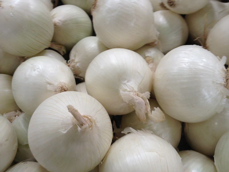 White Onions 